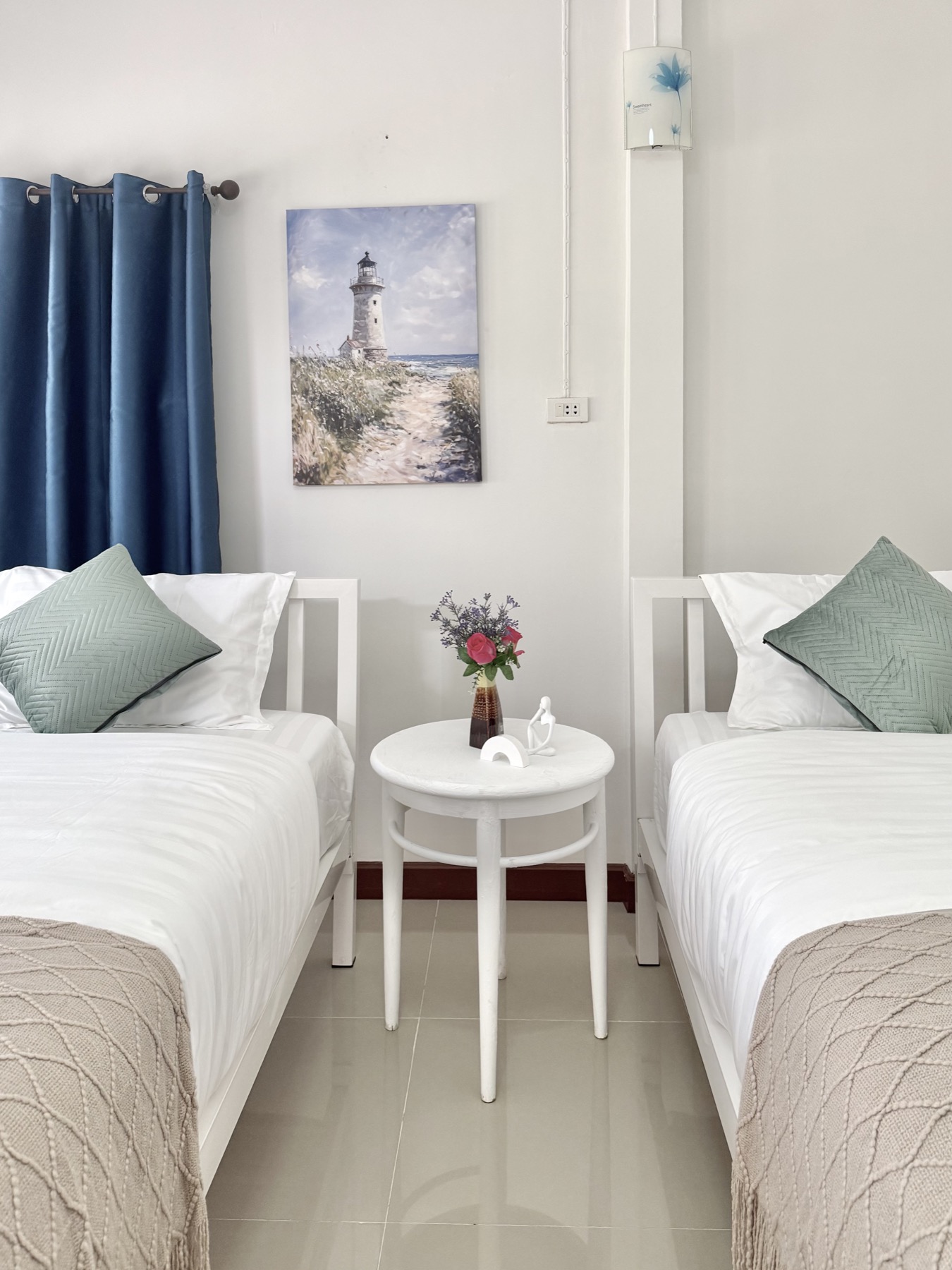 ห้องเตียงแฝด (Twin Room)